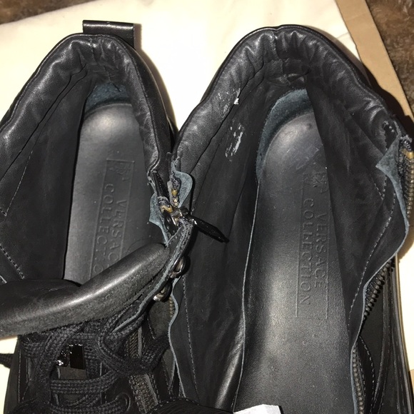 Versace - Picture 3 of 8